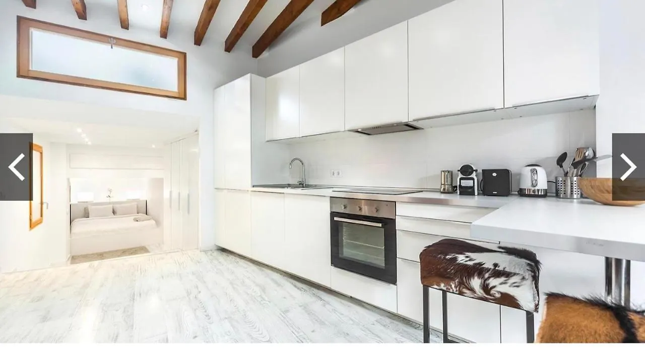 Hotel-Apartment Modern Studio 팔마데마요르카 0*,  스페인